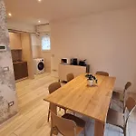 Via Salsa - Comodo Easy To Venice Местре